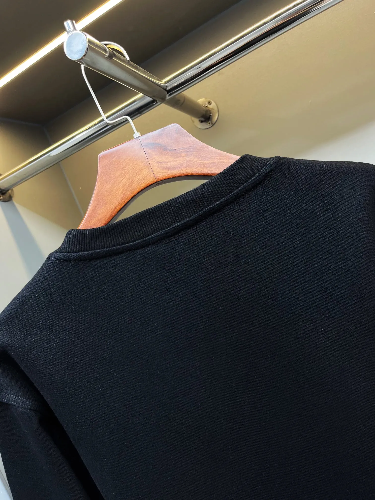 BBR 🅱️ 【BUR ， 】 ！BUR ， 。 ， BUR ， Classic ， ， 。 Series。 ！ ！ ， ， Quality Versatile！ b BUR ！！ ， 430 ， ， ， ，Breathable ！ 。 ， ， ！！ ， 。OV ， 。 ， ， ！！ ， In Stock， ， ！ ， ， ！！ Sizes S、M、L、XL、XXL